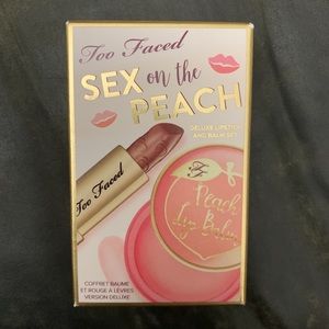 Too Faced Sex on the Peach Deluxe Lipstick & Balm